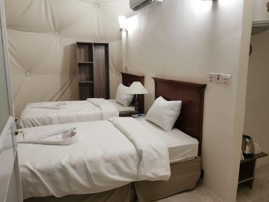 Bubble Tent & Luxury Camp Hotel Wadi Rum Exterior foto